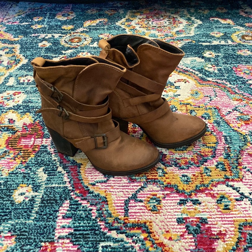 Steven Madden boots